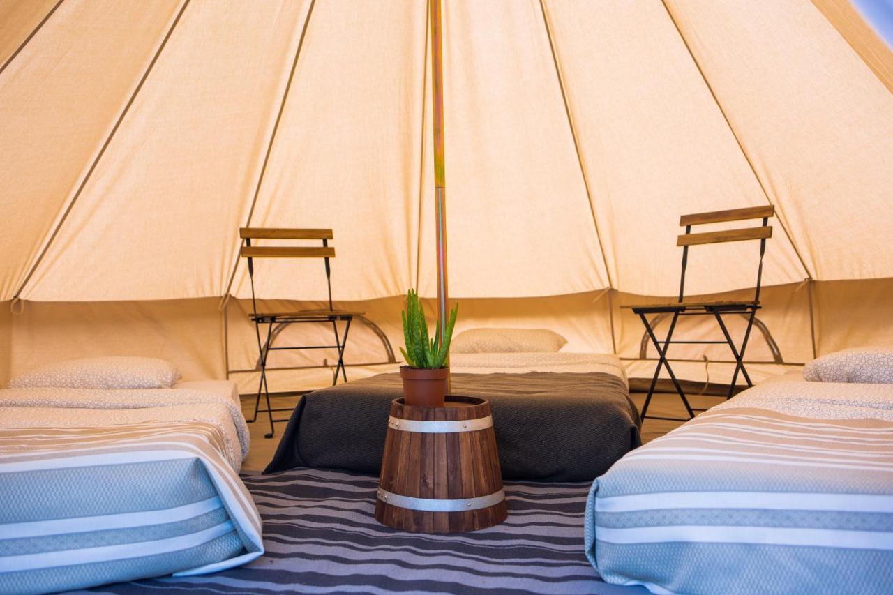 The Spot Surfcamp Hotel Biscarrosse Bagian luar foto