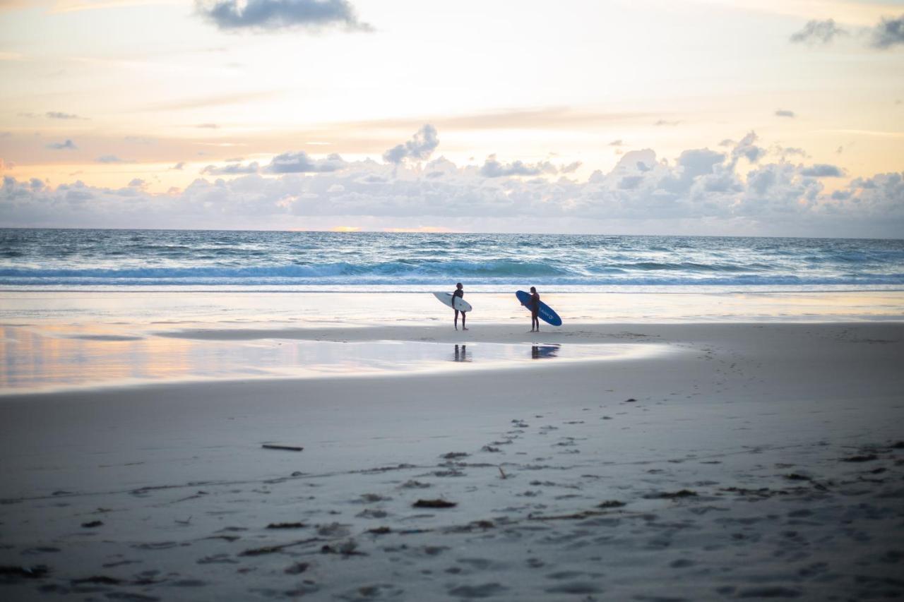 The Spot Surfcamp Hotel Biscarrosse Bagian luar foto